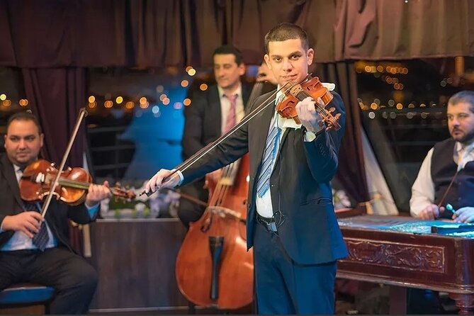 4 Course Dinner Cruise with Operetta, Folk Show and Welcome Drink - Operetta and folk show: why the entertainment is usually the star