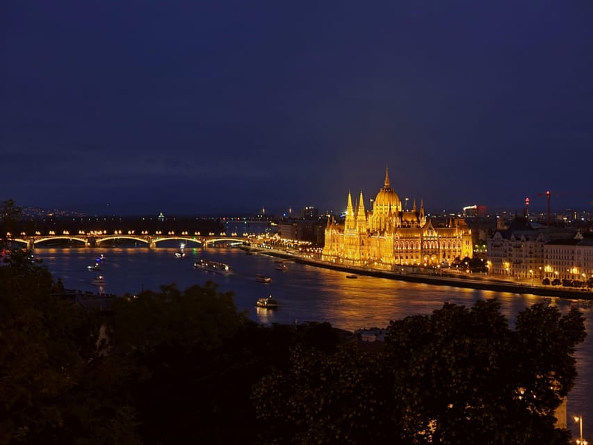 BloodThirsty Hungary: Walking tour & Dark Historical Stories - András Hadik and the Funicular-Era Views