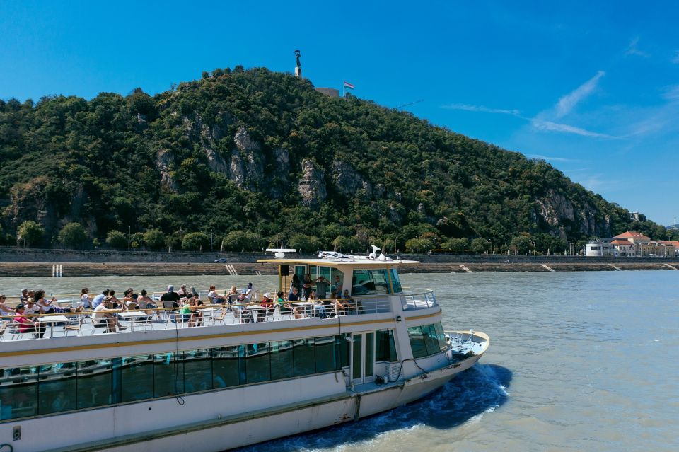Budapest: 1-hour Sightseeing Danube River Cruise - Value for $17: when this cruise is the smart buy