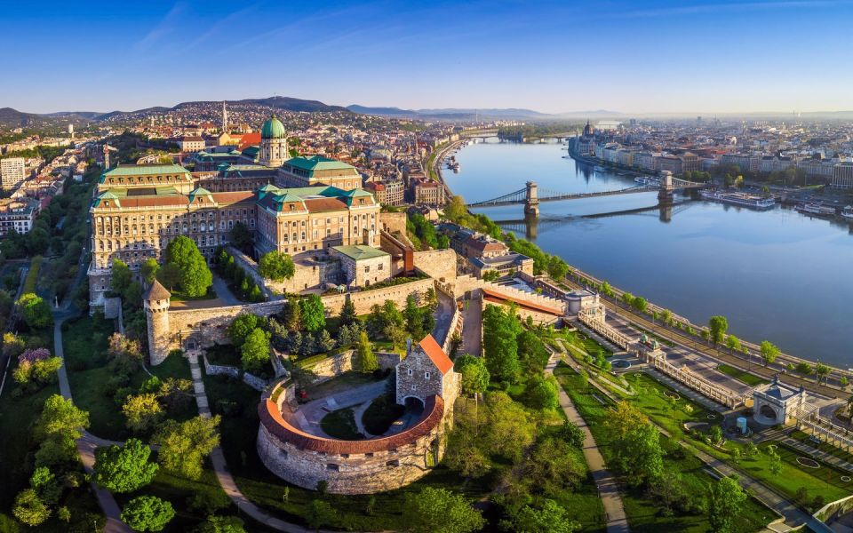 Budapest: 3-hour City Tour with Castle Walk + 1-hour Cruise - Bus Route: Parliament to Castle District Without City-Hunting
