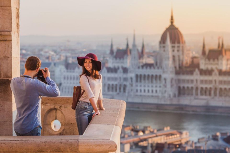 Budapest: 3-Hour Grand City Tour and Castle Walk - Heroes’ Square: More Than a Photo Stop