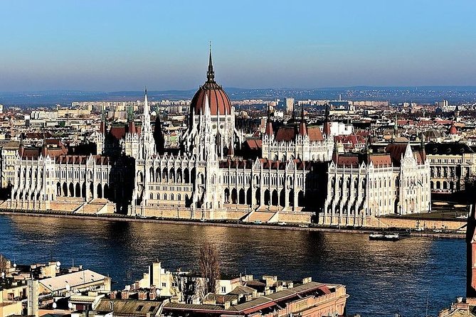 Budapest: 3-Hour Live-guided Bus Tour and 1-hour River Cruise - Value for $51.66: What You Get for the Time