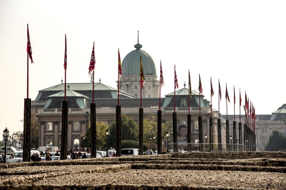 Budapest: 3-Hour Live Guided Sightseeing Tour - Why this 3-hour Budapest loop works for a first-time visit