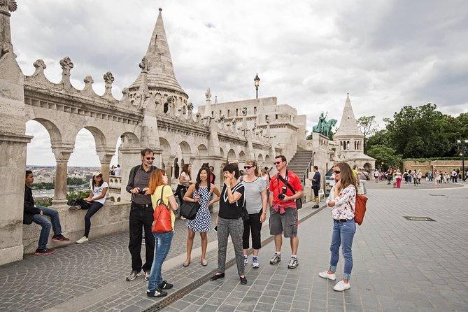 Budapest All in One Small Group Walking Tour with Strudel Stop - St. Stephen’s Basilica area and the Strudel House break: energy management