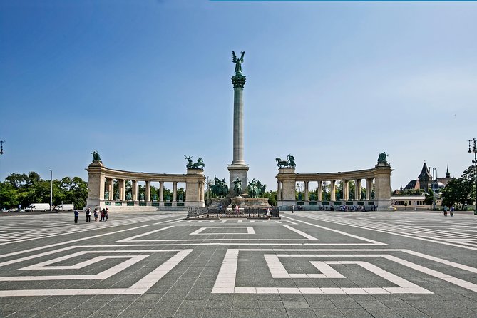 Budapest All in One Small Group Walking Tour with Strudel Stop - Who this tour suits best (and who should rethink it)