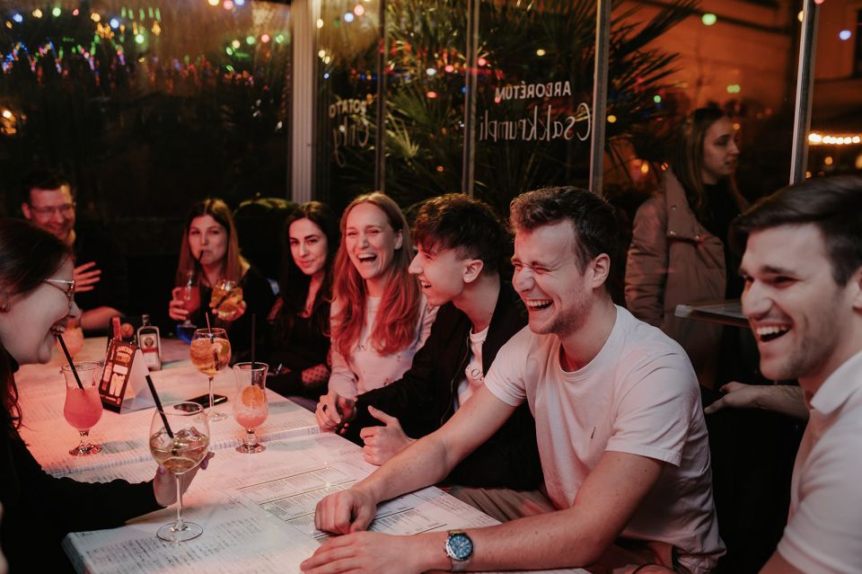 Budapest: Bar Crawl with a Local Guide - Budapest Eye Meet-Up: The 5-Minute Rule That Keeps the Night Fun