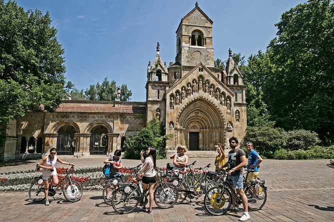 Budapest Bike Tour - The route in plain terms: from the Great Synagogue to key Pest icons