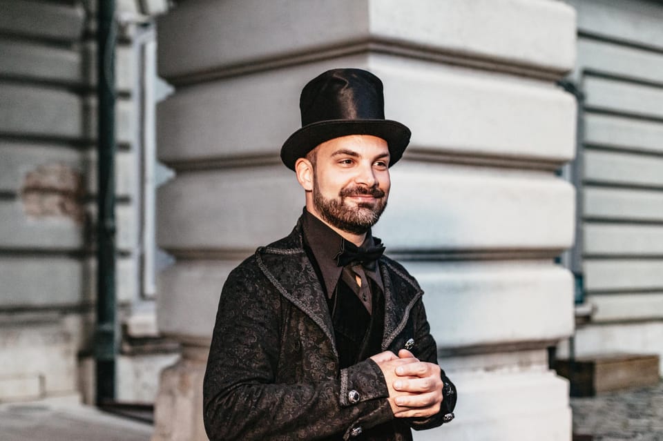 Budapest: Buda Castle District Vampires and Myths Night Tour - The actor-guide storytelling: what makes this tour feel different