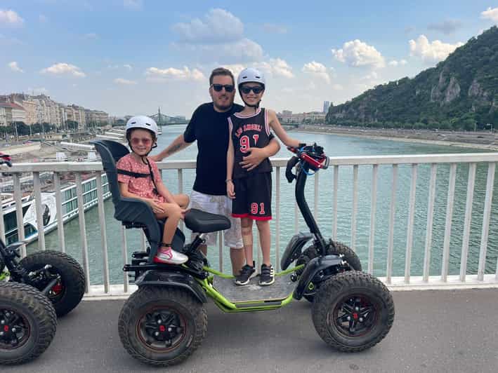 Budapest: Buda Highlights Guided Tour on Electric EZRaider - Getting started near Budapest’s Great Market Hall: logistics that affect your comfort