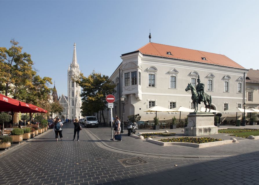 Budapest: Buda Walking Tour - What you get for $16: short time, high sight-value