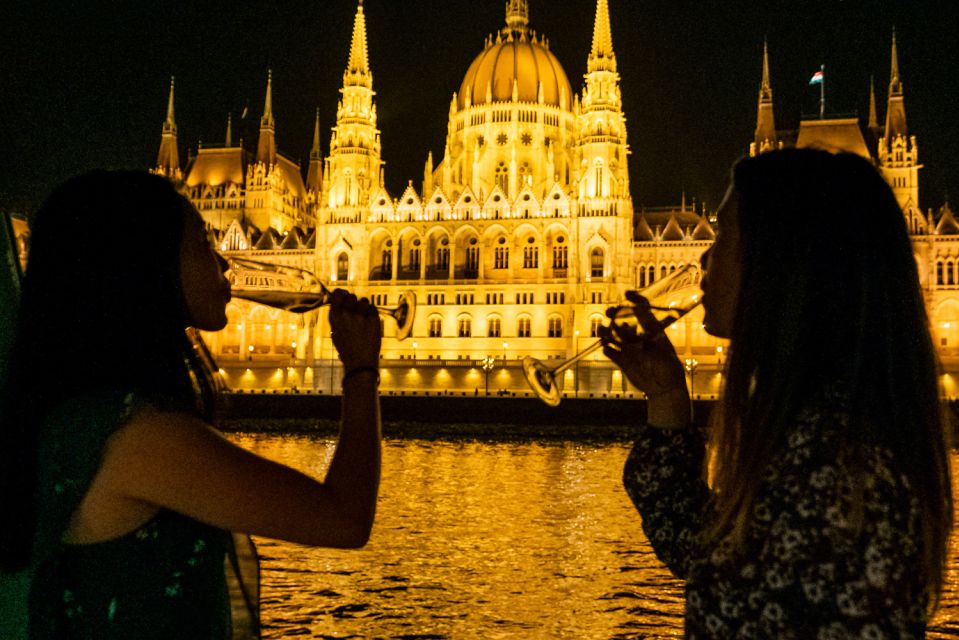 Budapest: Candlelit Dinner River Cruise with Live Music - From Dock 7 to your table: the first 30 minutes