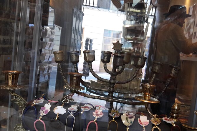 Budapest City Walk in Jewish Quarter - Budapest Jewish Museum and Jewish Archives Exhibitions
