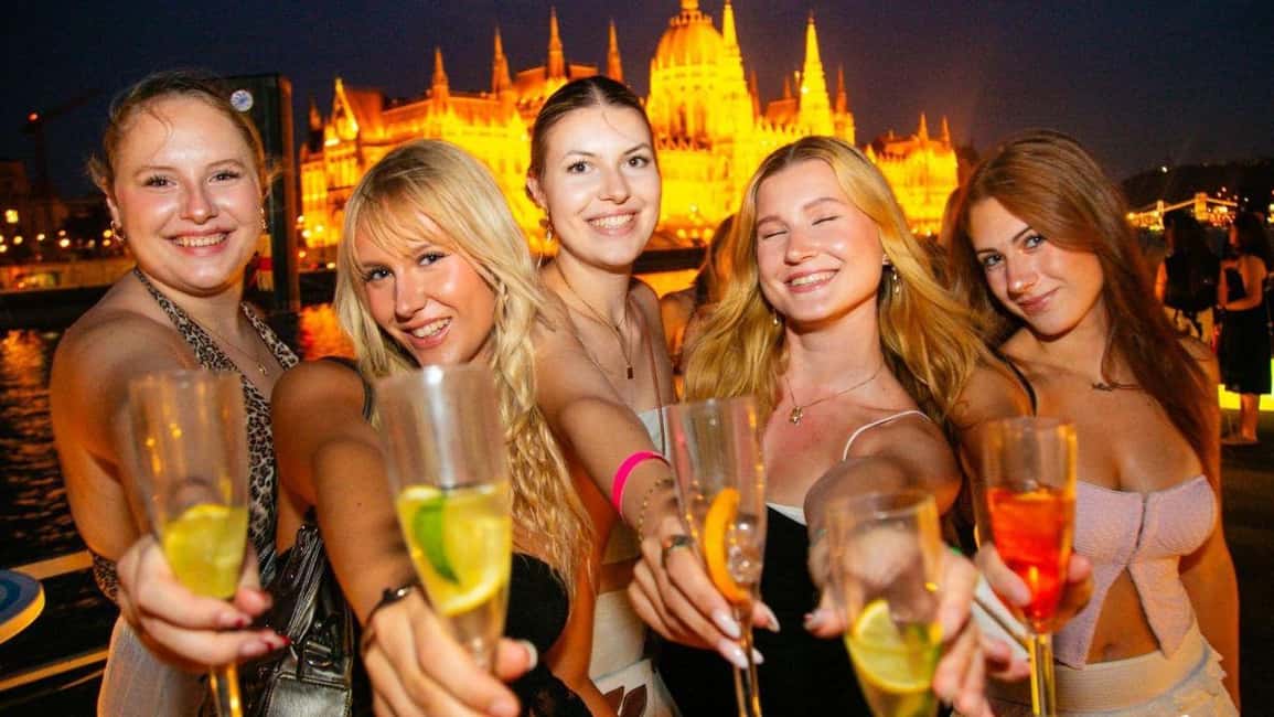 Budapest: Danube Beat Party Cruise with Drink Packages - Key hits before you board