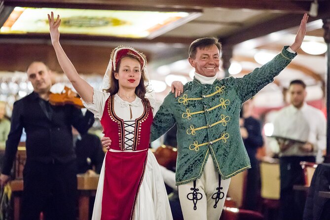 Budapest Danube Cruise and Dinner Options, Live Music and Dance - First impressions: boarding at Akadémia 2 ponton
