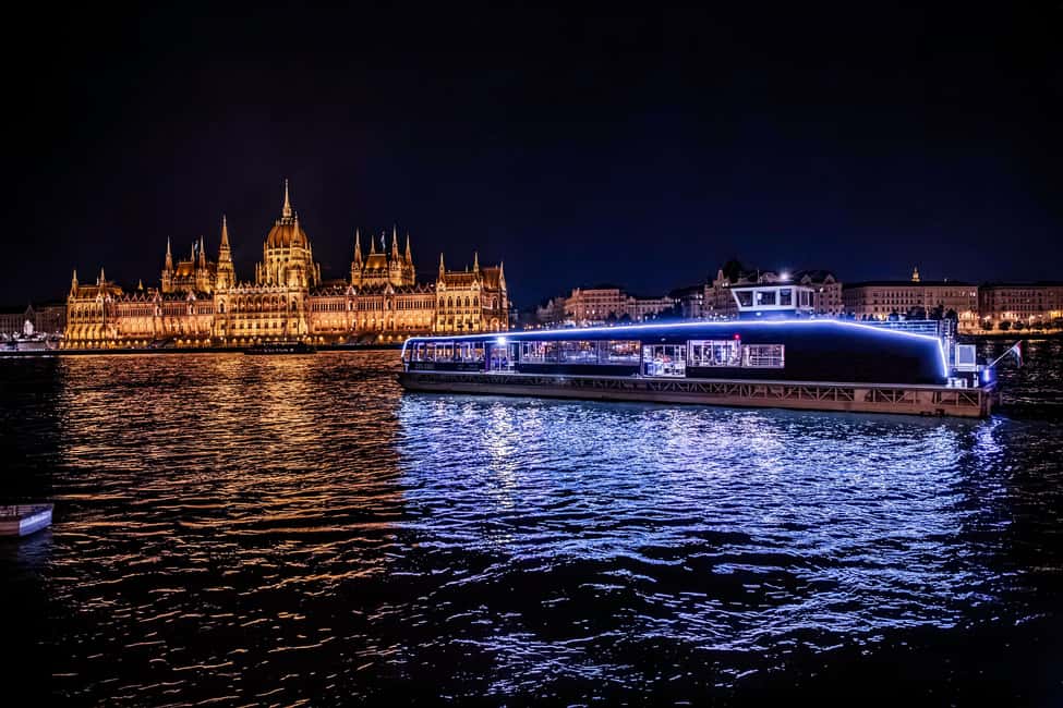 Budapest: Danube River Sightseeing Cruise with Audio Guide - Key things to know before you go