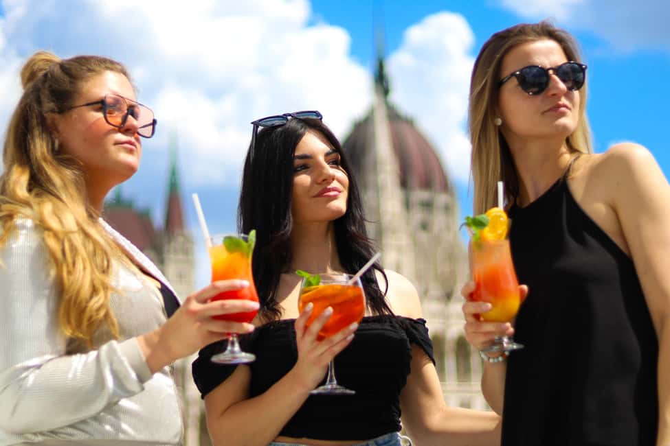 Budapest: Downtown Budapest Cocktail Cruise - Key points to know before you go
