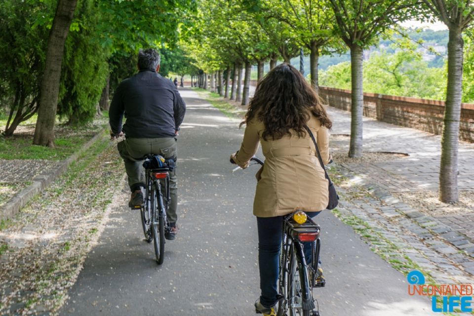 Budapest: E-Bike Guided Tour and Castle Hill - Danube River to Elizabeth Bridge: the city’s main stage