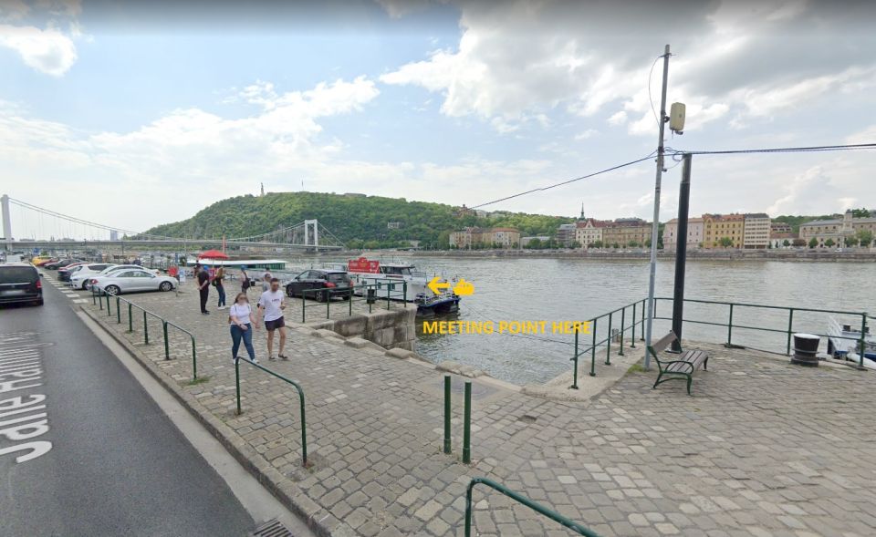 Budapest: Evening Cruise and Dinner with Welcome Drink - The Meal and Drinks: How the 4-Course Dinner Plays Out