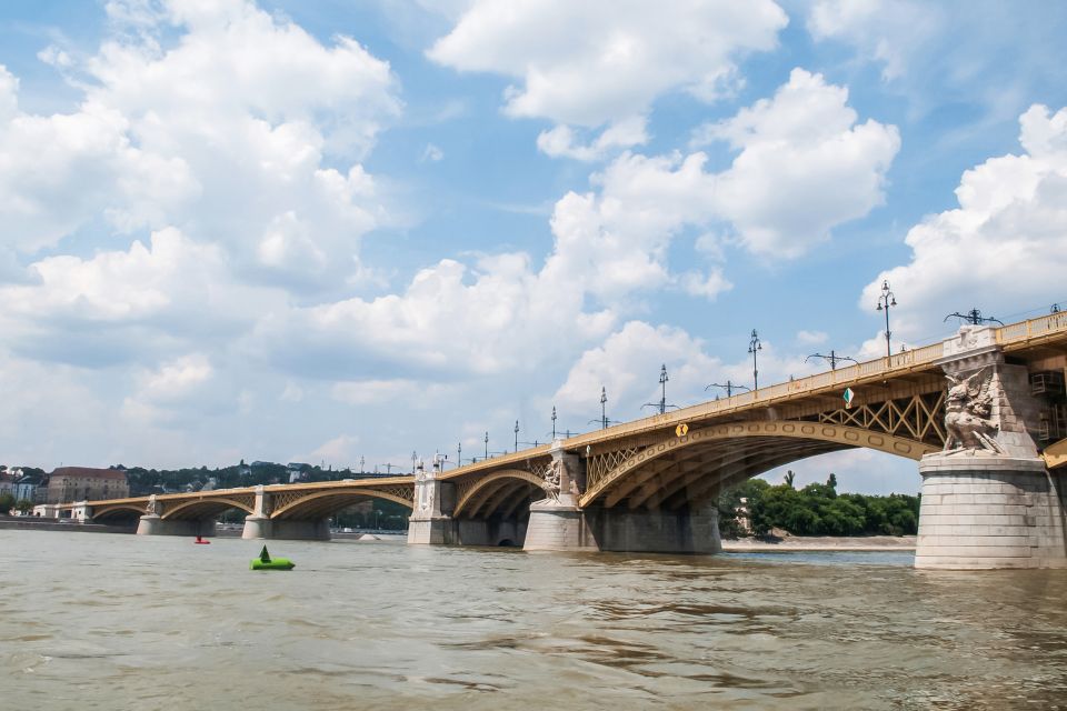 Budapest: Floating Bus Tour by Land and Water - Comfort, rules, and small logistics that matter