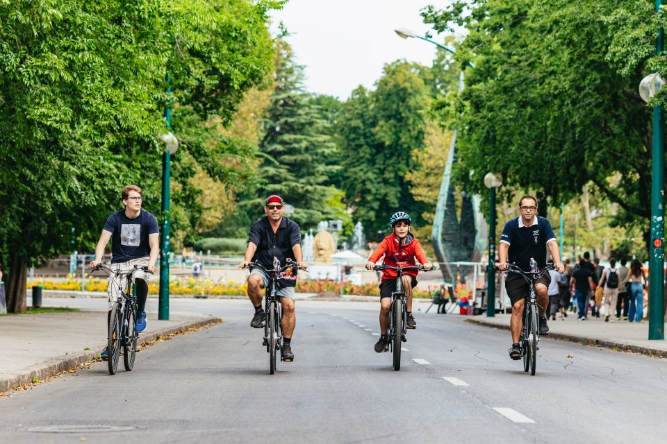 Budapest: Grand Sightseeing Bike Tour - Why a bike tour makes sense for Budapest’s layout