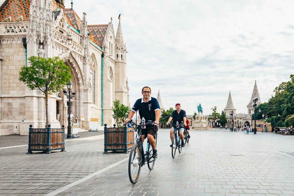 Budapest: Grand Sightseeing Bike Tour - From Stasher to the Danube: getting oriented fast