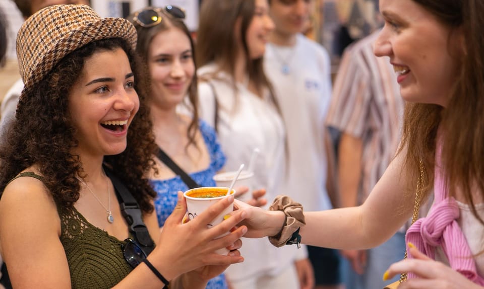 Budapest: Guided Food Tour with Wine, Beer, and Shots - Starting at the Kazinczy Street Synagogue (and why that matters)