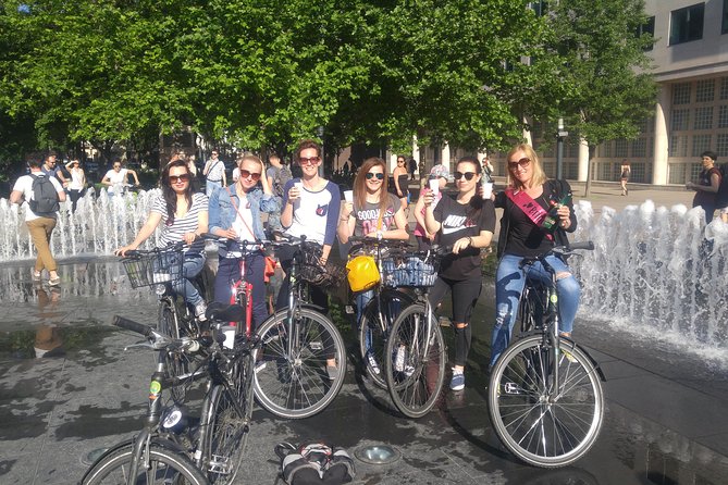 Budapest Highlights Bike Tour - Heroes’ Square: monuments plus big art museum energy