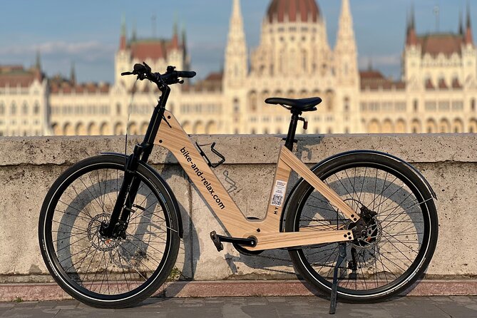 Budapest: Historic Downtown ride on E-Bicycles Buda & Pest - Key things I’d bet on before you book