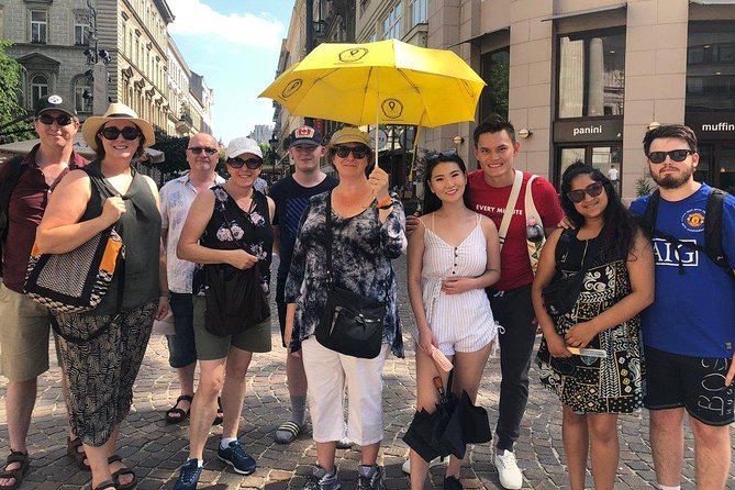 Budapest Historical Sightseeing - Free Walking Tour - The Jewish quarter: layered stories from community to ghetto to today