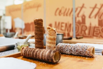 Budapest: Hungarian Chimney Cake Workshop in the City Center - The 1-hour cooking flow: from strips to a caramel-crisp crust