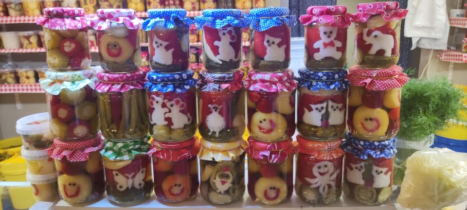 Budapest: Hungarian Cuisine in the Market Hall (german) - Meet your guide: Gábor Glasner and a German experience