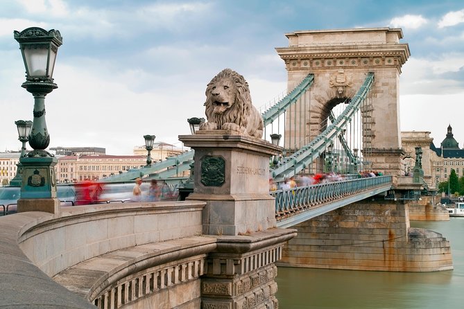 Budapest in a Day Private Luxury Sightseeing Tour - Jewish Quarter time: architecture focus and a major landmark area