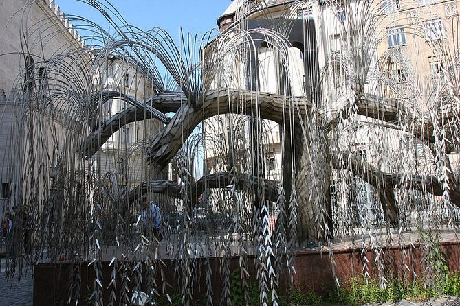 Budapest Jewish Heritage Memorial Walking Tour & Synagogue Entry - Grand tour extras: Gozsdu Udvar and Carl Lutz