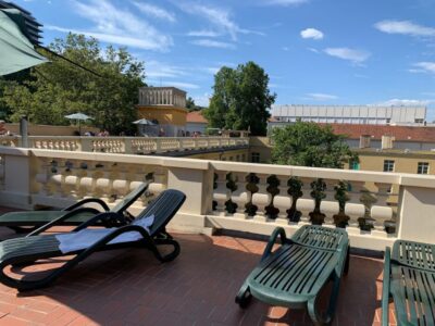 Budapest: Lukács Thermal Bath Full-Day Spa Ticket - Getting Oriented at the Entrance: Vouchers, Storage, and Swim Rules