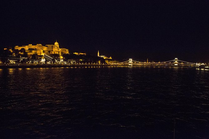 Budapest Night Walking Tour with Danube River Cruise - Tour guides: what you can expect in real life