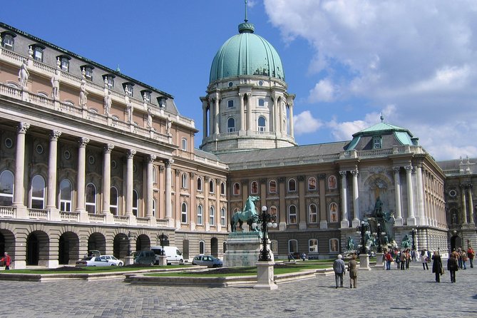 Budapest One Way Private Transfer to or from Airport - Flight delays and travel snags: what happens when plans go sideways