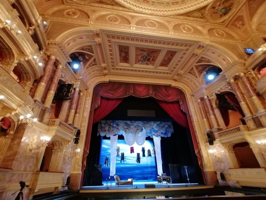 Budapest: Opera House Guided Tour - Who should book this tour?