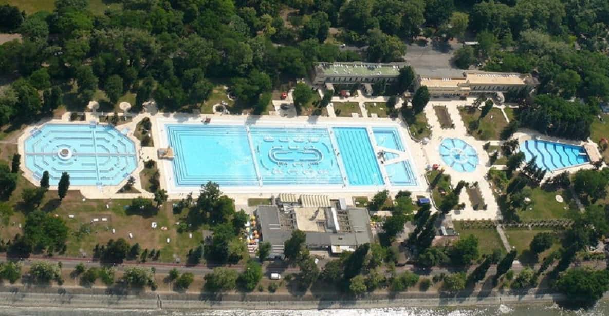 Budapest: Palatinus Spa & Pools Full-Day Admission - Getting in and getting comfortable fast