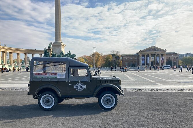 Budapest Private City Tour With a Vintage Russian Jeep - Central Market Hall: A Real Food Stop for Souvenirs and Snacks