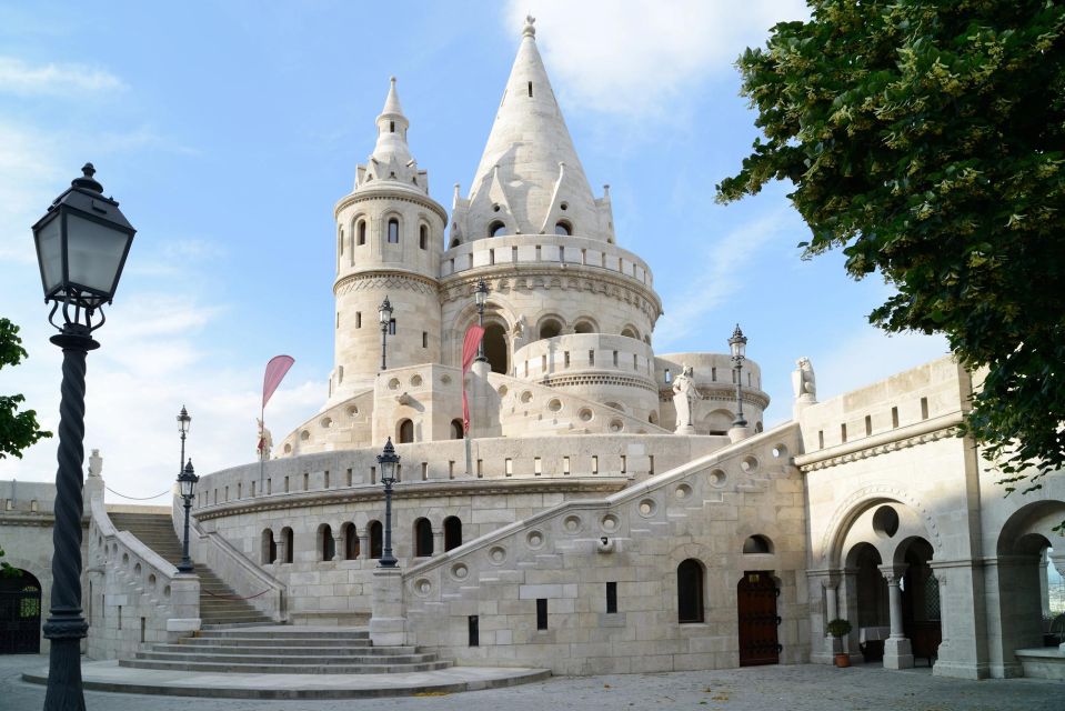 Budapest: Private City Tour with Local Guide - Central Market Hall and National Museum area: eat first, then understand