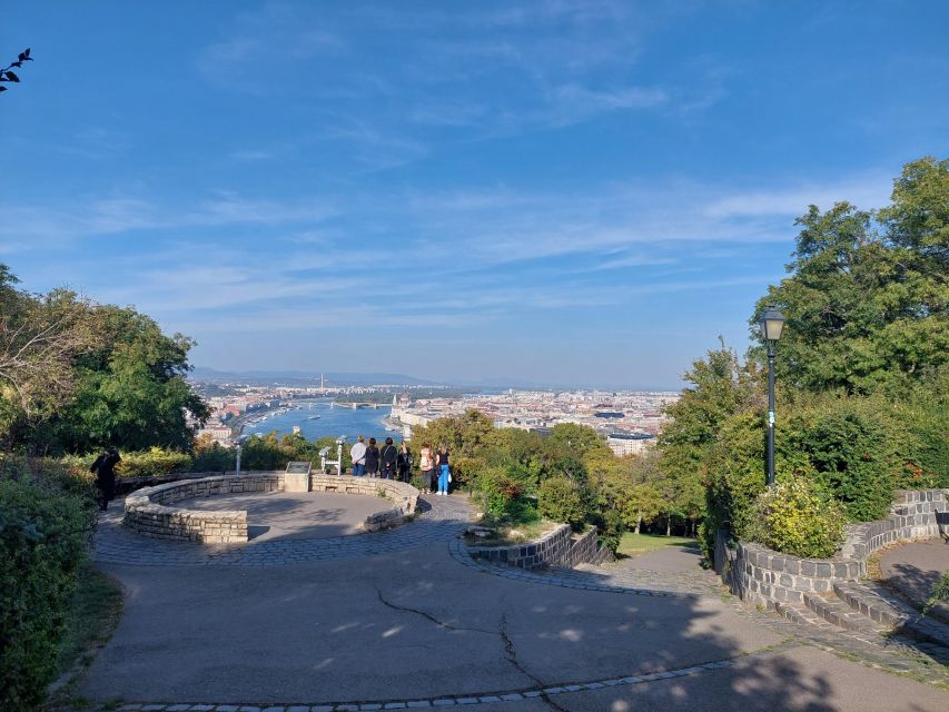 Budapest: Private City Tour with Local Guide - Jewish Quarter: stories you can tie to what you see