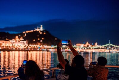 Budapest River Cruise with 1 Free Tokaj Frizzante and Audio Guide - Your 55–60 minute river route: fast, focused, and useful