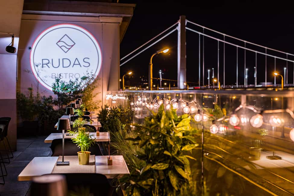 Budapest: Rudas Spa Entry with 3-Course Meal - Rudas Thermal Bath and Rudas Bistro: the real vibe of this package