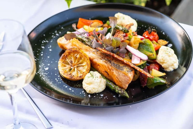 Budapest: Rudas Spa Entry with 3-Course Meal - Your meal at Rudas Bistro: how the reservation actually works
