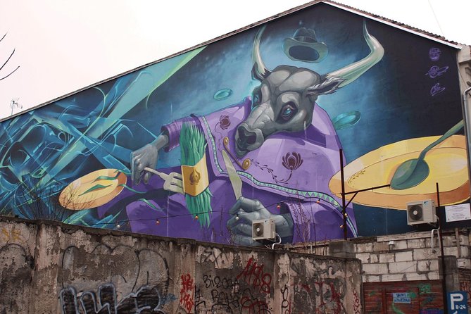 Budapest Ruin Bars Evening Walking Tour with Drinks & Street Food - District VII street art and the neighborhood story you’ll carry home