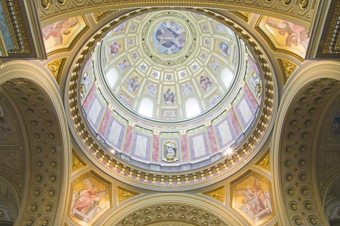 Budapest: Saint Stephen's Basilica Tour - Timing Tips: Heat, Hearing, and Making the Most of the Dome Terrace