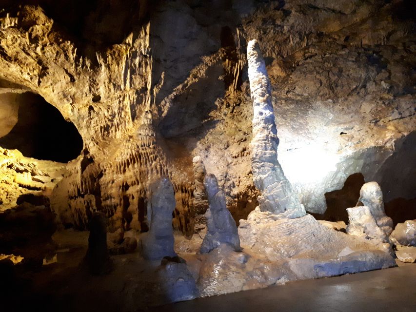 Budapest: Semlő-hegyi & Pál-völgyi Caves Guided Walking Tour - Price and Value: Why $52 Can Feel Reasonable Here