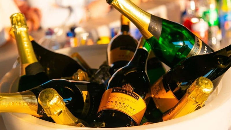Budapest: Sip and Sail River Cruise with Unlimited Prosecco - Why This Danube Sunset Cruise Works for Your Evening