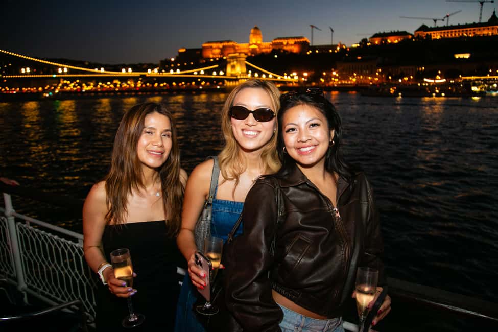 Budapest: Sip & Sail Danube Cruise with Prosecco Cocktails - Should you book Budapest Sip and Sail Danube Cruise?