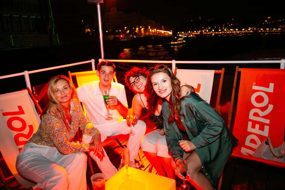 Budapest: Sip & Sail Danube Cruise with Prosecco Cocktails - Price and value: how $26 stacks up for 75 minutes
